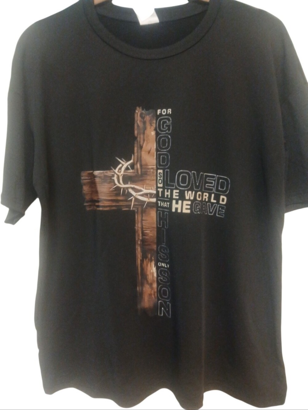 Access - NWOT, Black Short Sleeve Christian Tee Shirt, Cross,"For God So Loved" - Picture 2 of 9
